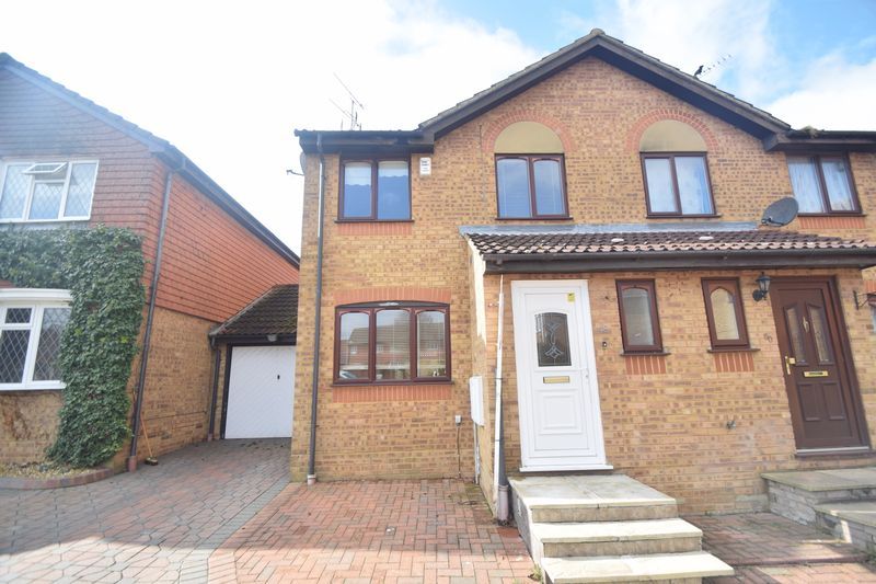 3 bed semidetached house to rent in Pomeroy Grove, Luton LU2 Zoopla