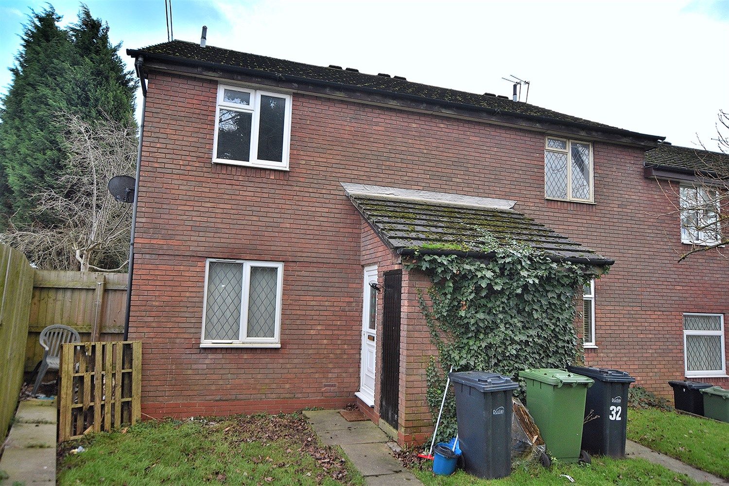 1 bed flat to rent in Redwood Road, Bilston WV14 Zoopla