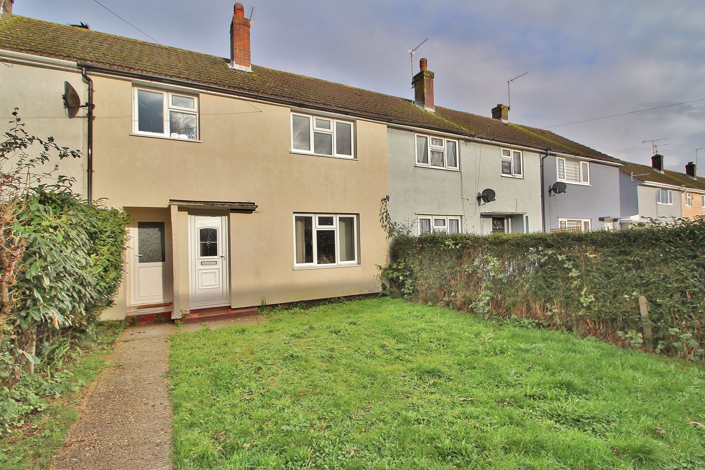 3 bed terraced house for sale in Priorsdean Crescent, Havant PO9 Zoopla