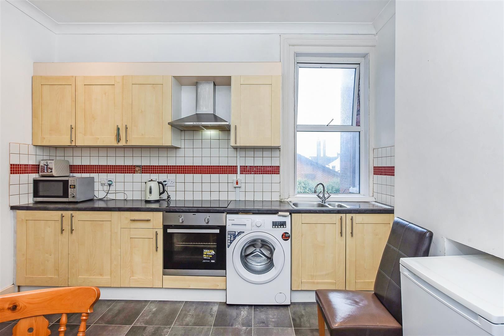 5 bed flat for sale in Kingston Road, Portsmouth PO2 Zoopla