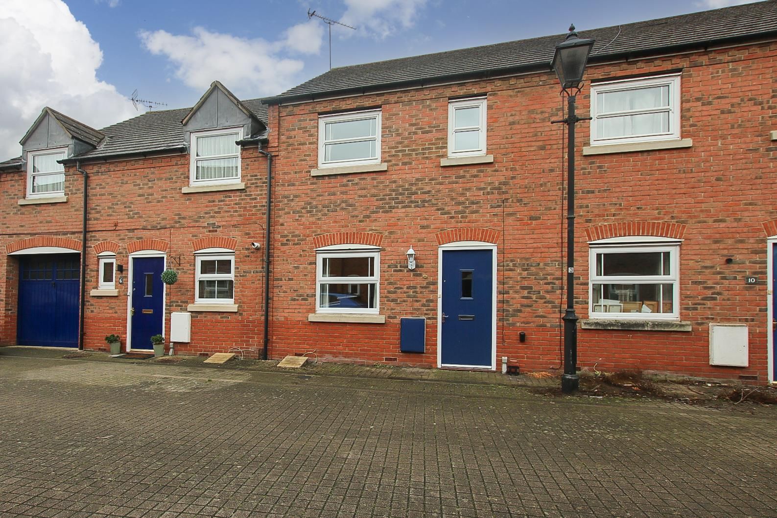 2 bed terraced house for sale in Portman Mews, Fairford Leys, Aylesbury