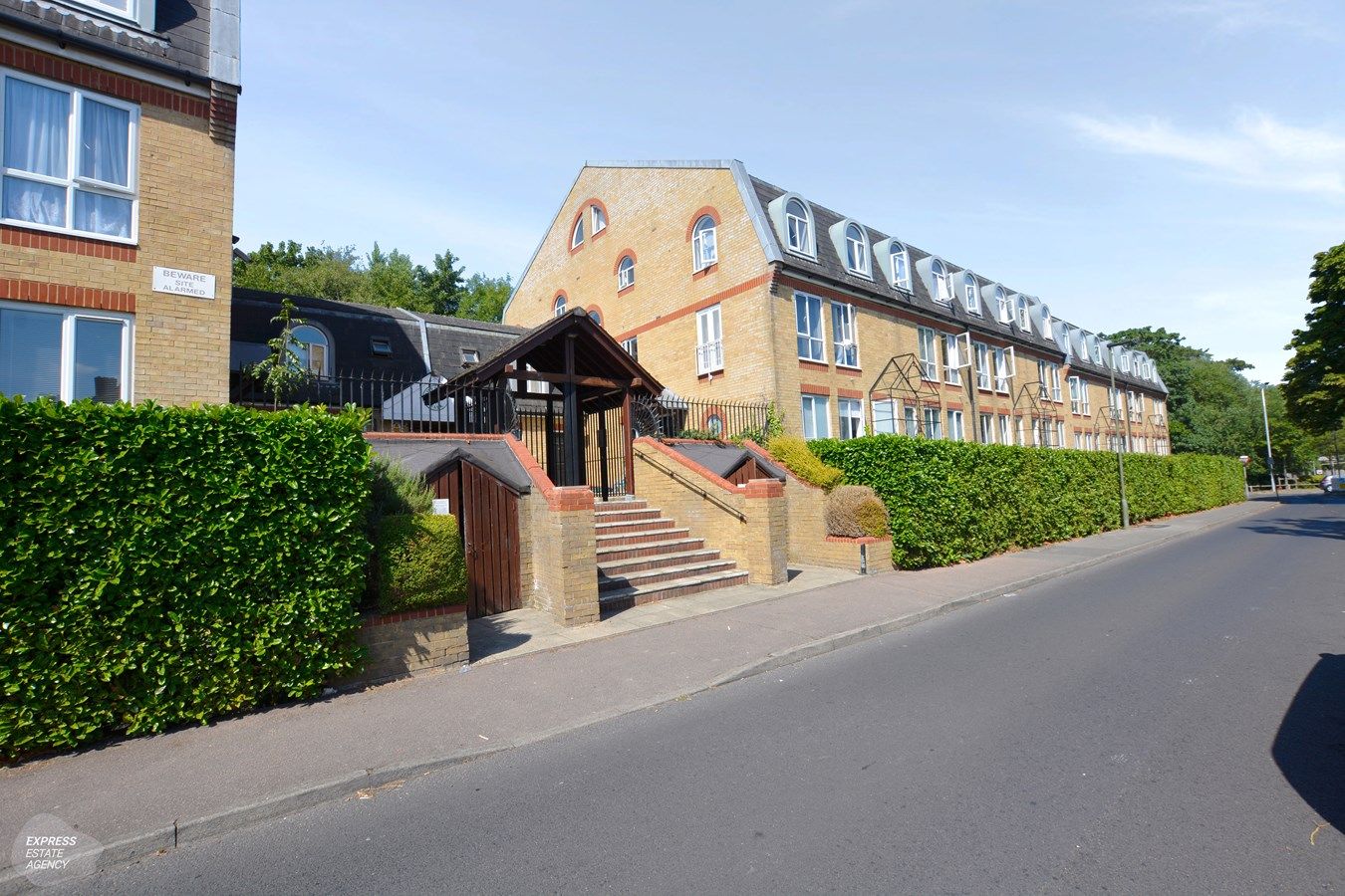 1 bed flat for sale in The Alders, West Wickham BR4 Zoopla