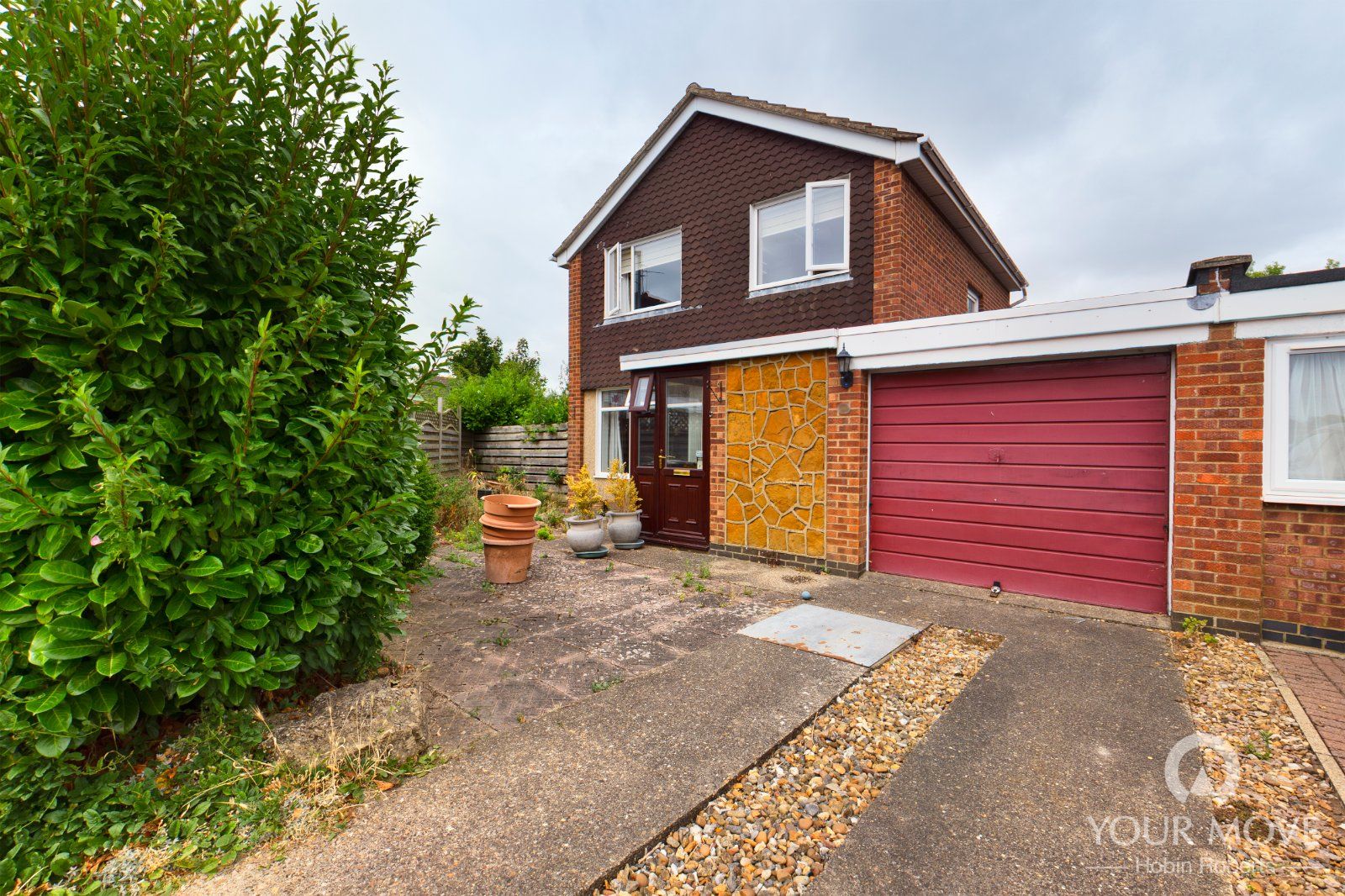 3 bed linkdetached house for sale in Brockwood Close, Duston