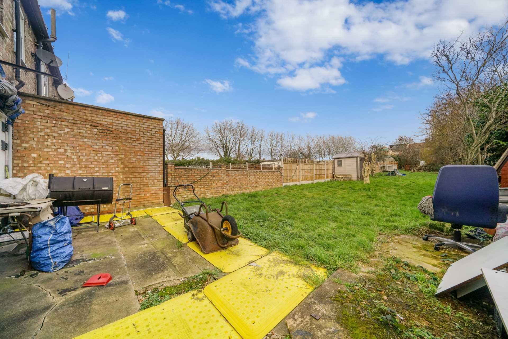3 bed end terrace house for sale in Fulbourne Road, Walthamstow, London E17 Zoopla