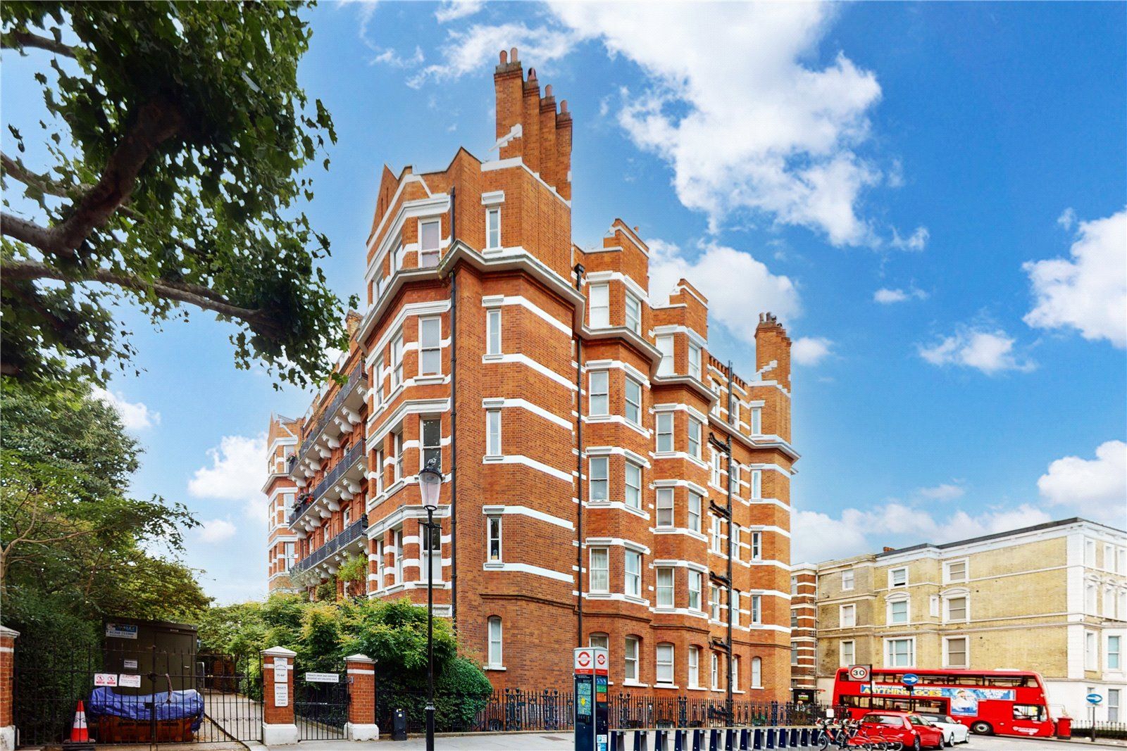 2 bed flat for sale in Trebovir Road, Earls Court, London SW5 Zoopla