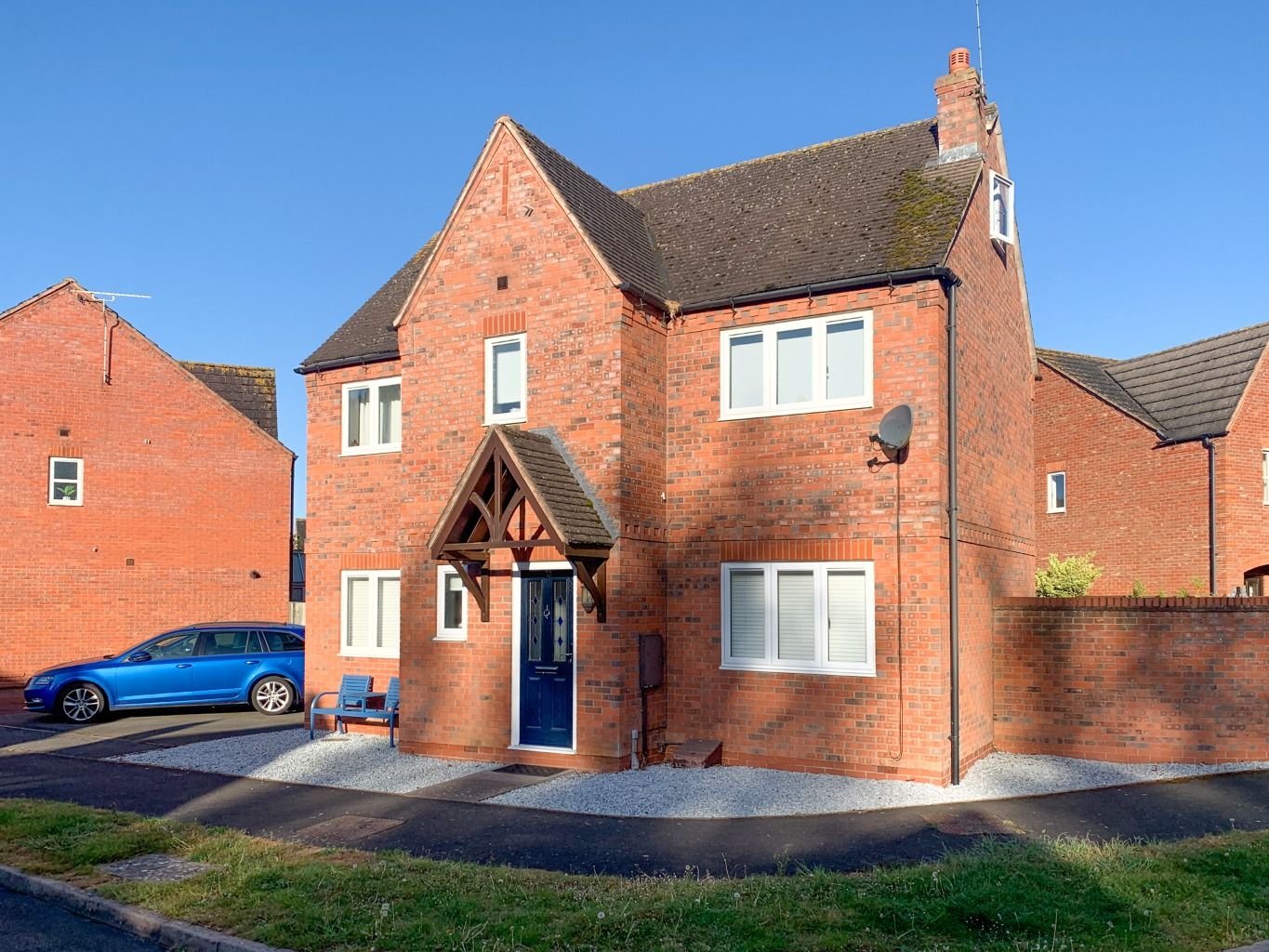 4 bed detached house for sale in Hopkins Way, Wellesbourne, Warwick