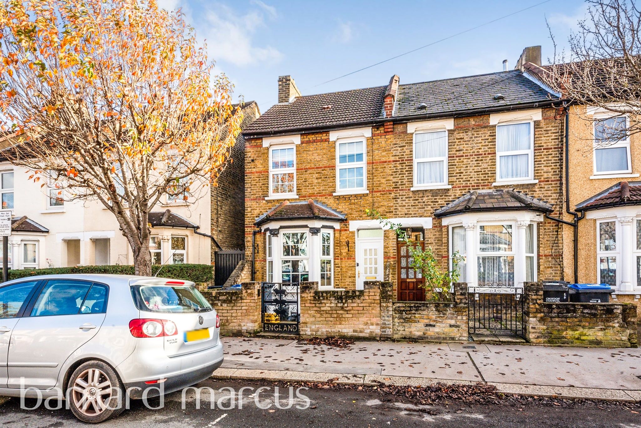 3 bed semidetached house for sale in Rymer Road, Croydon