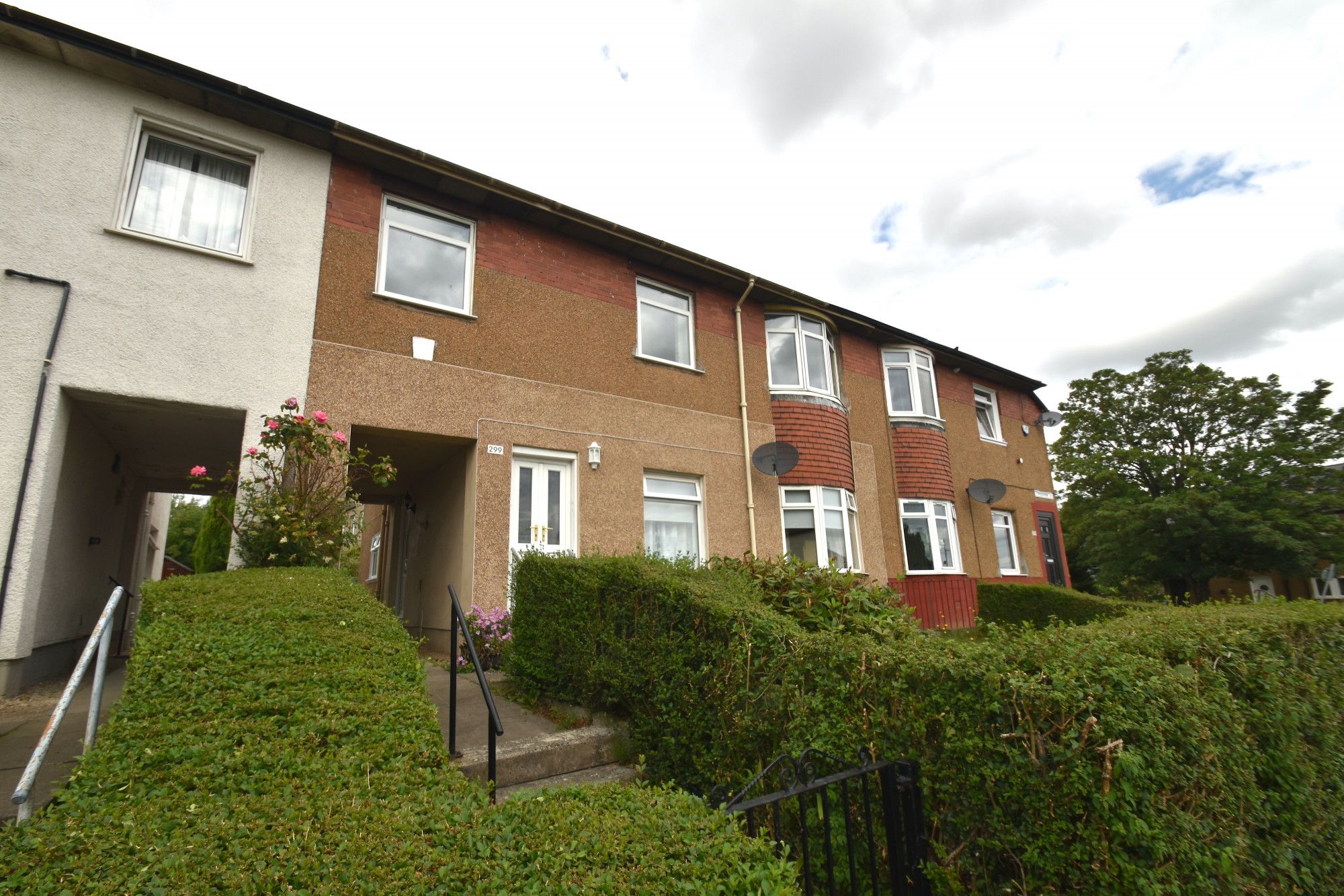 4 bed flat for sale in Tweedsmuir Road, Hillington, Glasgow G52 Zoopla