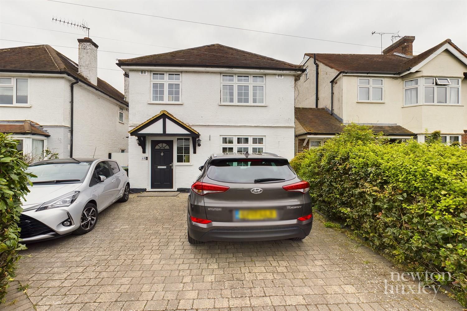 4 bed detached house for sale in Leigh Road, Cobham KT11 Zoopla