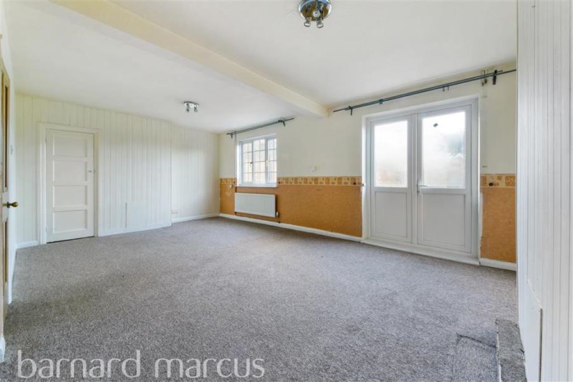 3 bed terraced house for sale in Tylers Close, Godstone RH9 Zoopla