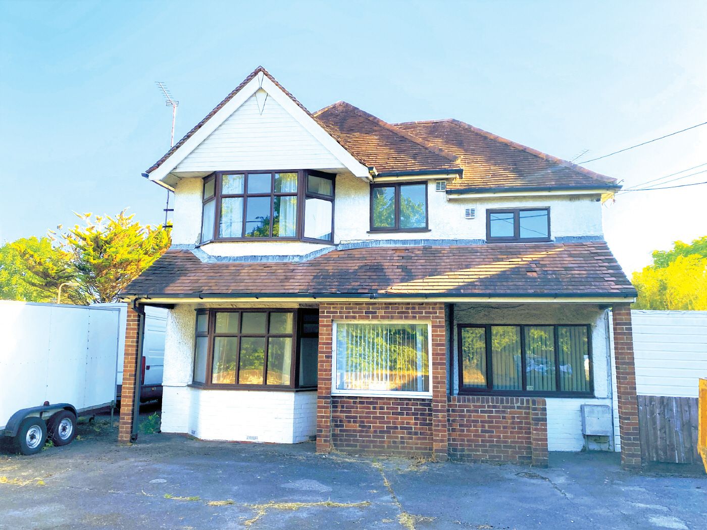 4 bed detached house for sale in Fair Oak Road, Fair Oak, Eastleigh