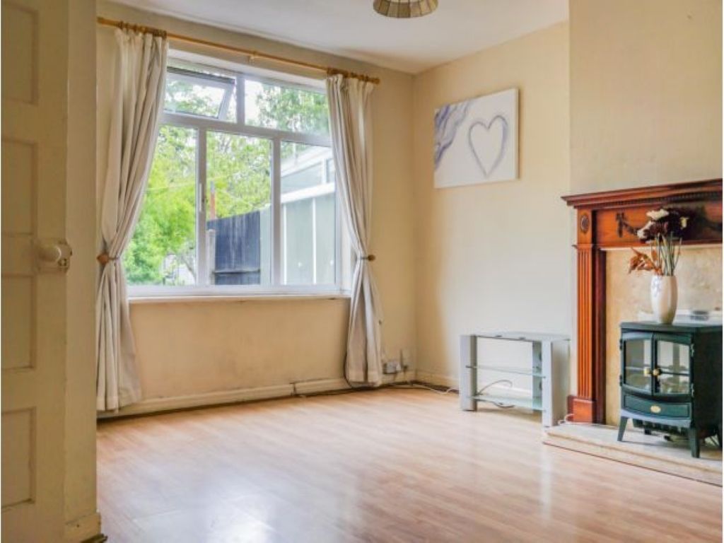 3 bed end terrace house for sale in Tennal Road, Harborne, Birmingham