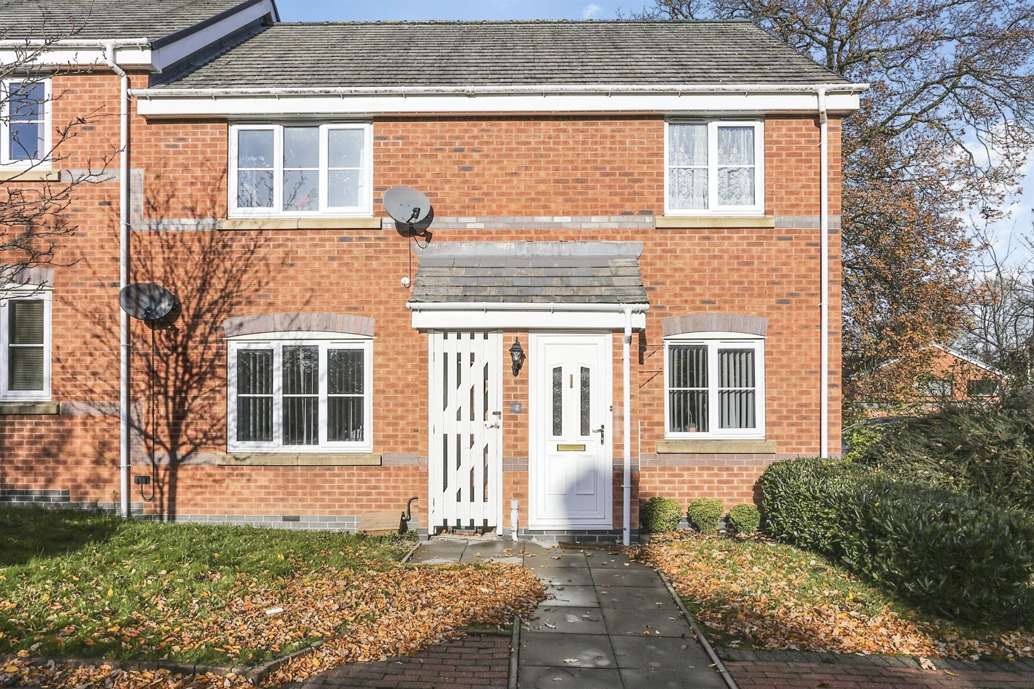 2 bed flat for sale in Kew Gardens, Yardley, Birmingham B33 Zoopla