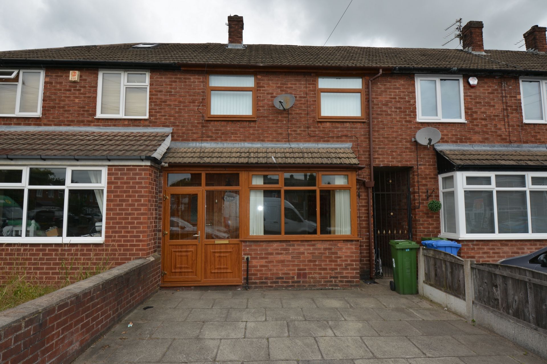 3 bed flat for sale in Malvern Avenue, Droylsden M43 Zoopla