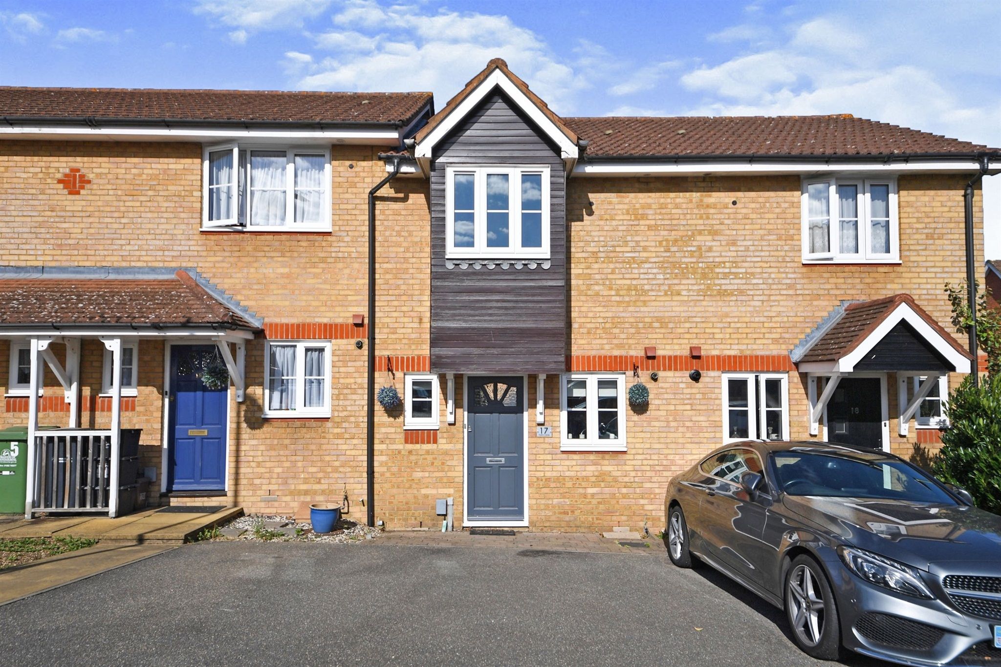 2 bed terraced house for sale in Farm Lane, Hoddesdon EN11 Zoopla