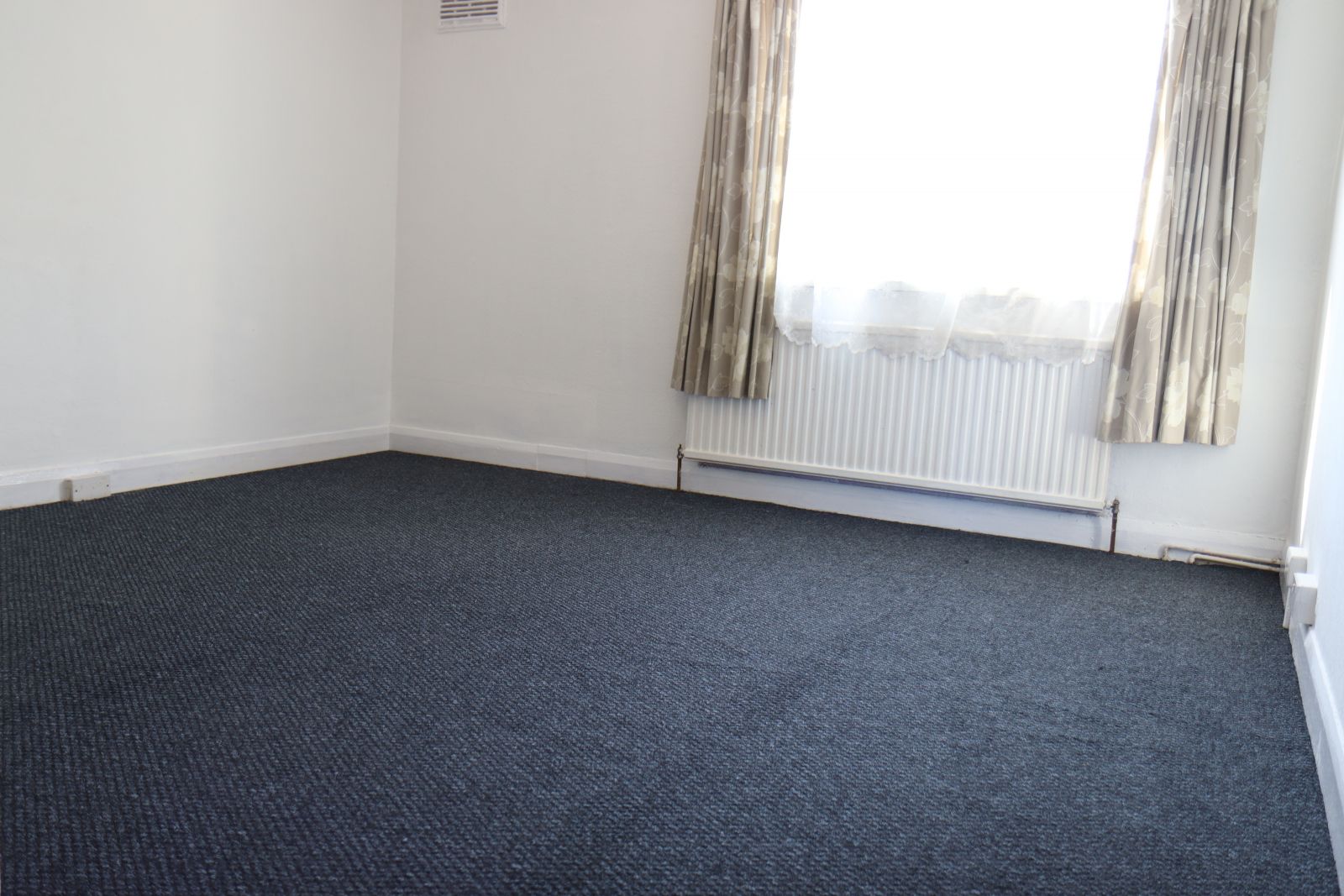 2 bed flat to rent in Crawley Green Road, Luton LU2 Zoopla