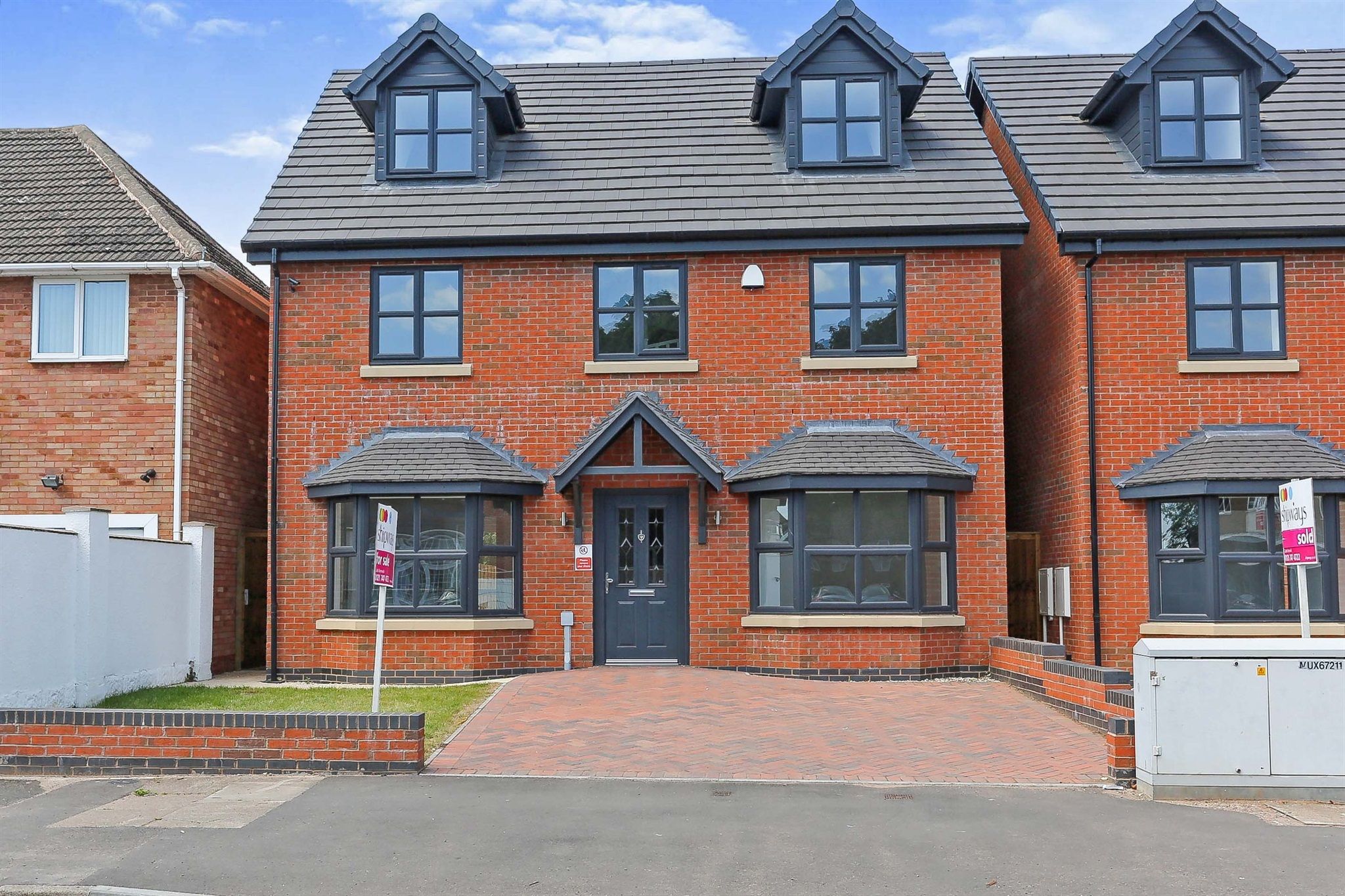 New home, 5 bed detached house for sale in Collingbourne Avenue, Hodge Hill, Birmingham B36 Zoopla