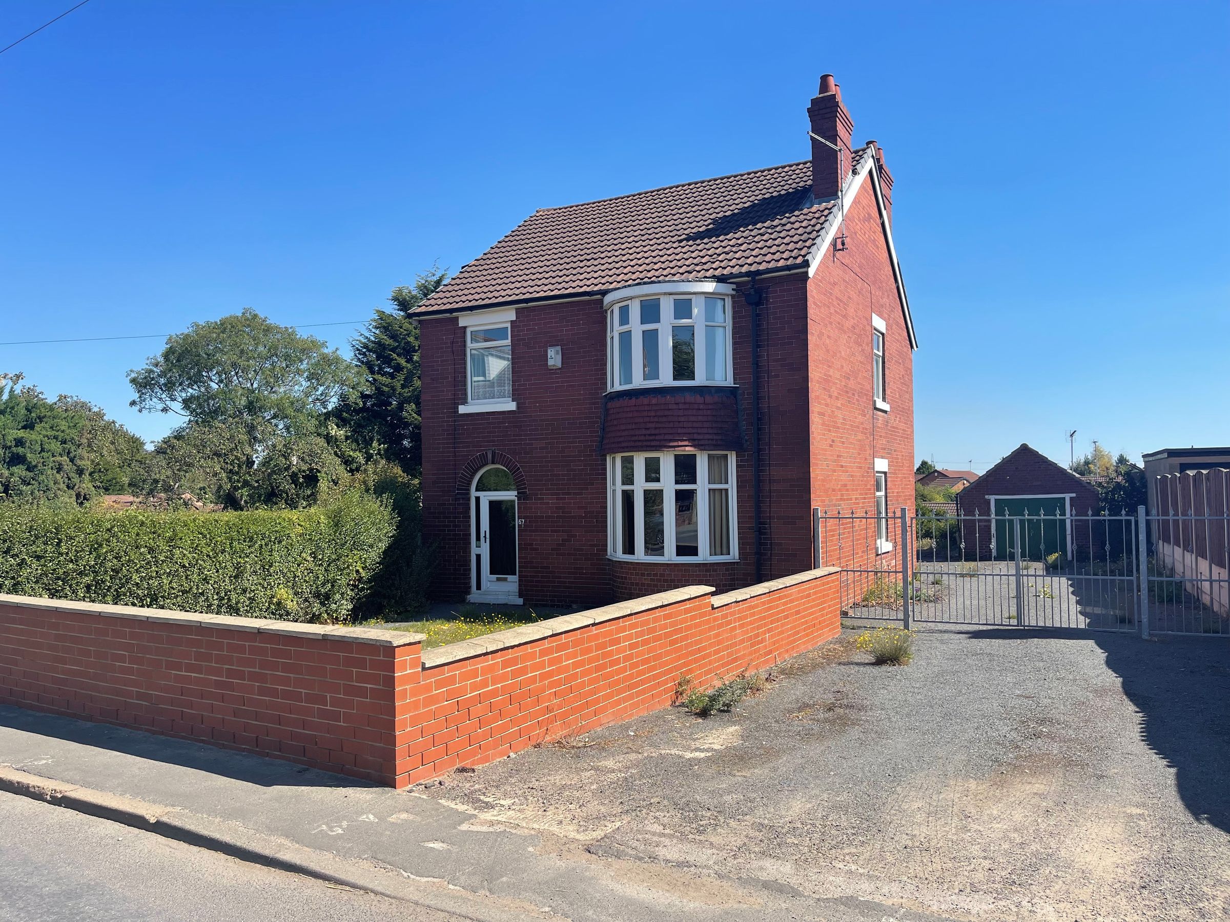3 bed detached house for sale in Womersley Road, Knottingley WF11 Zoopla
