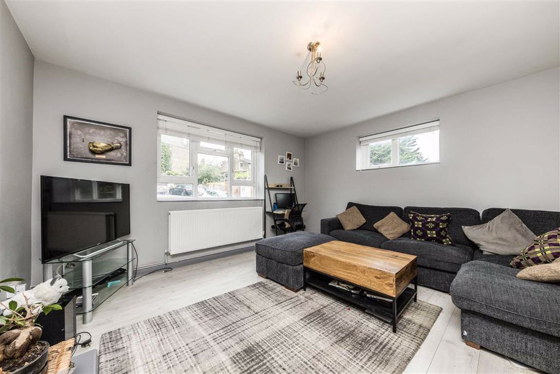 Saxby Road, London SW2