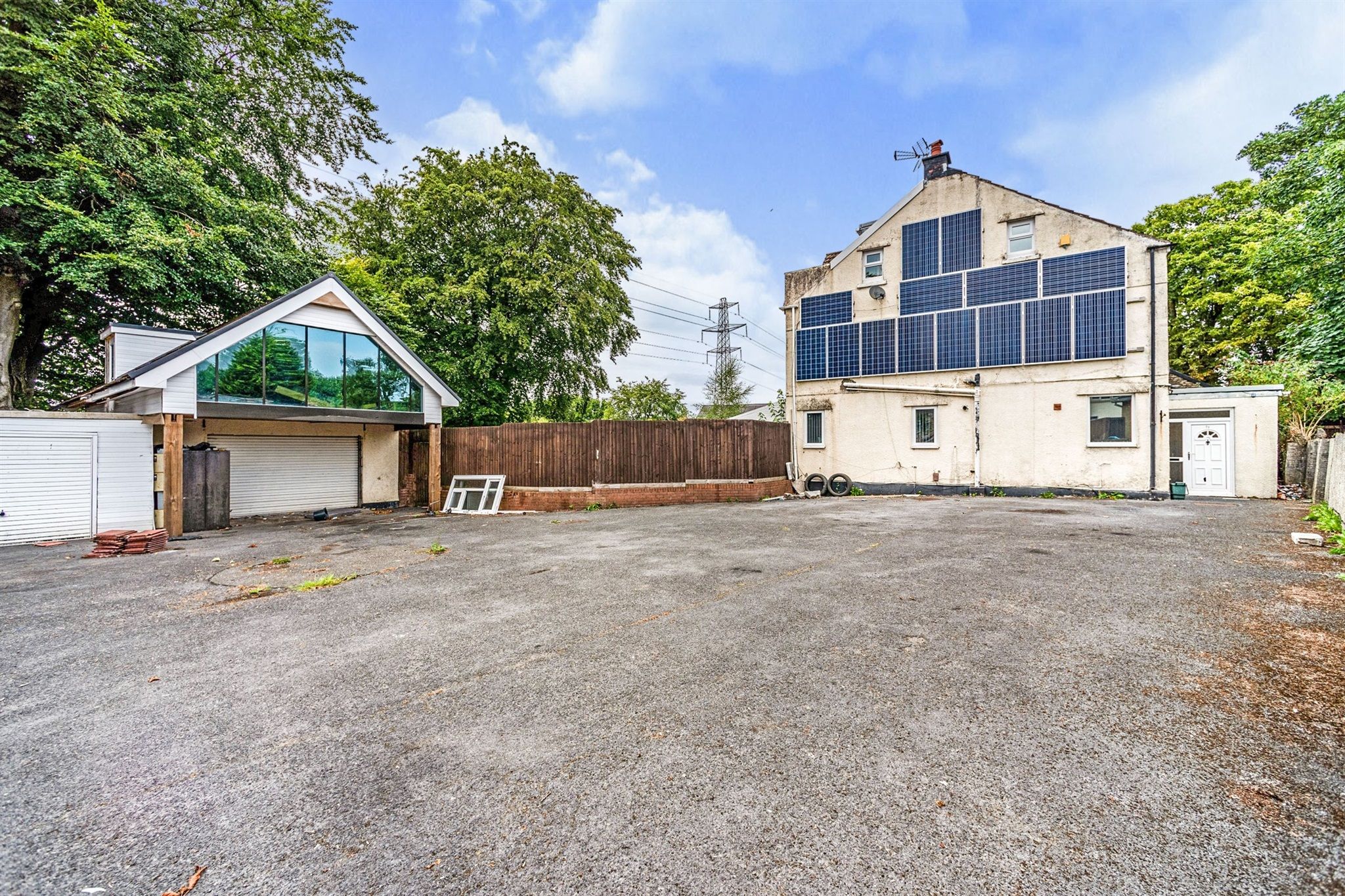 3 bed semidetached house for sale in Frederick Place, Llansamlet