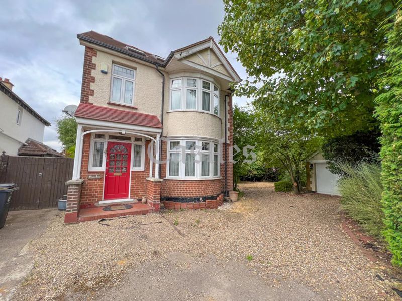 4 bed detached house for sale in Sewardstone Road, Chingford, London E4