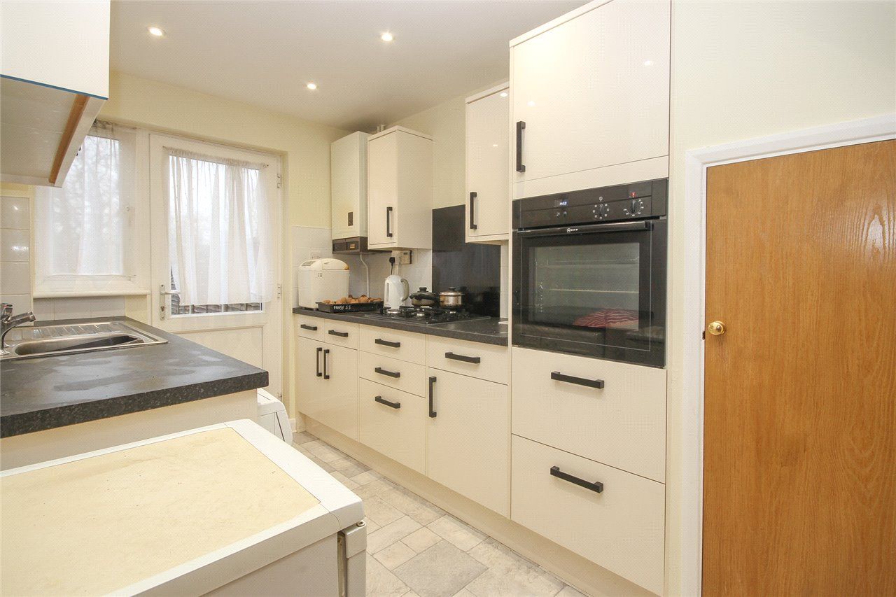 3 bed terraced house for sale in Harwood Close, Welwyn Garden City