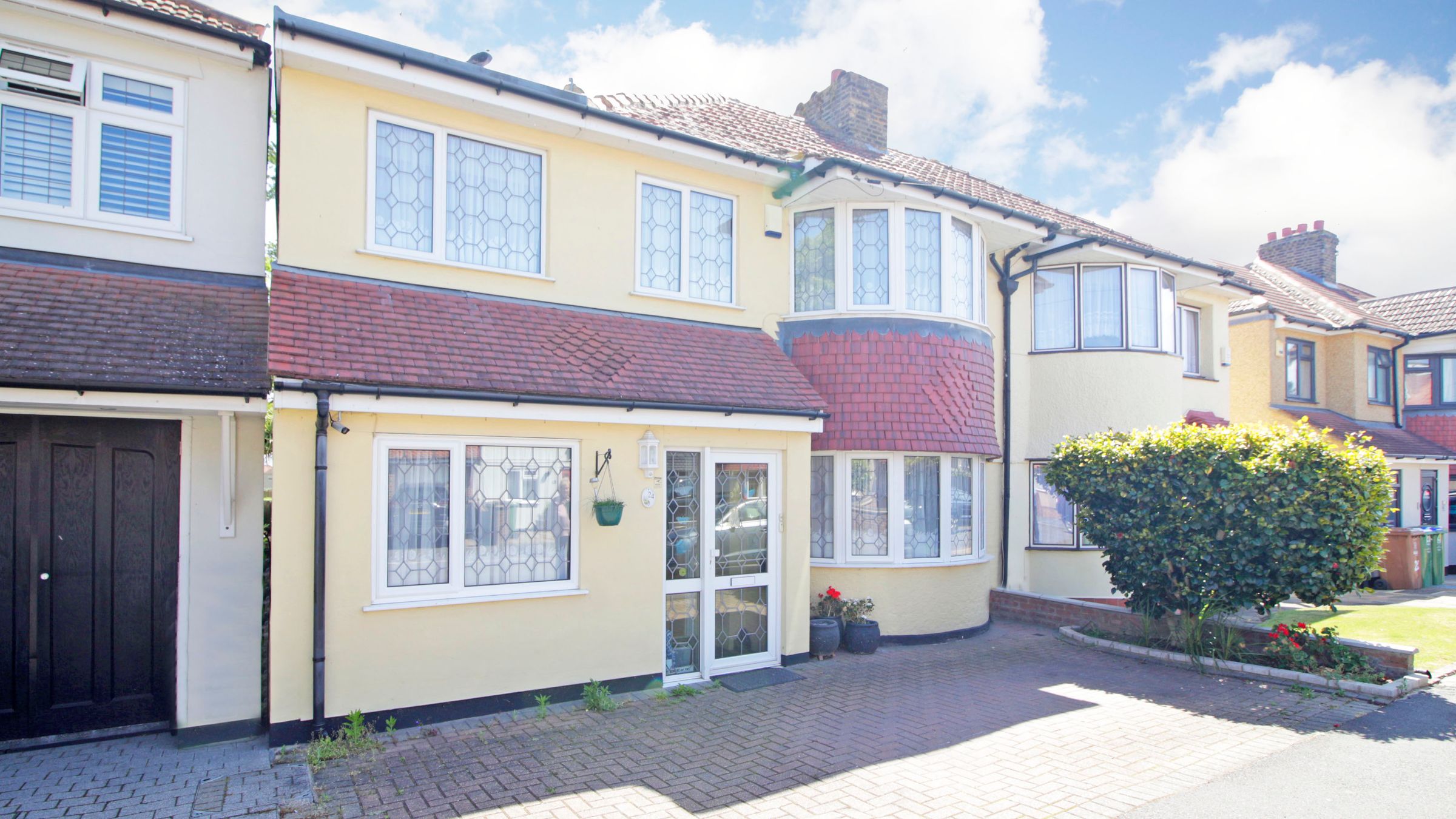 5 bed semidetached house for sale in Saltash Road, Welling, Kent DA16