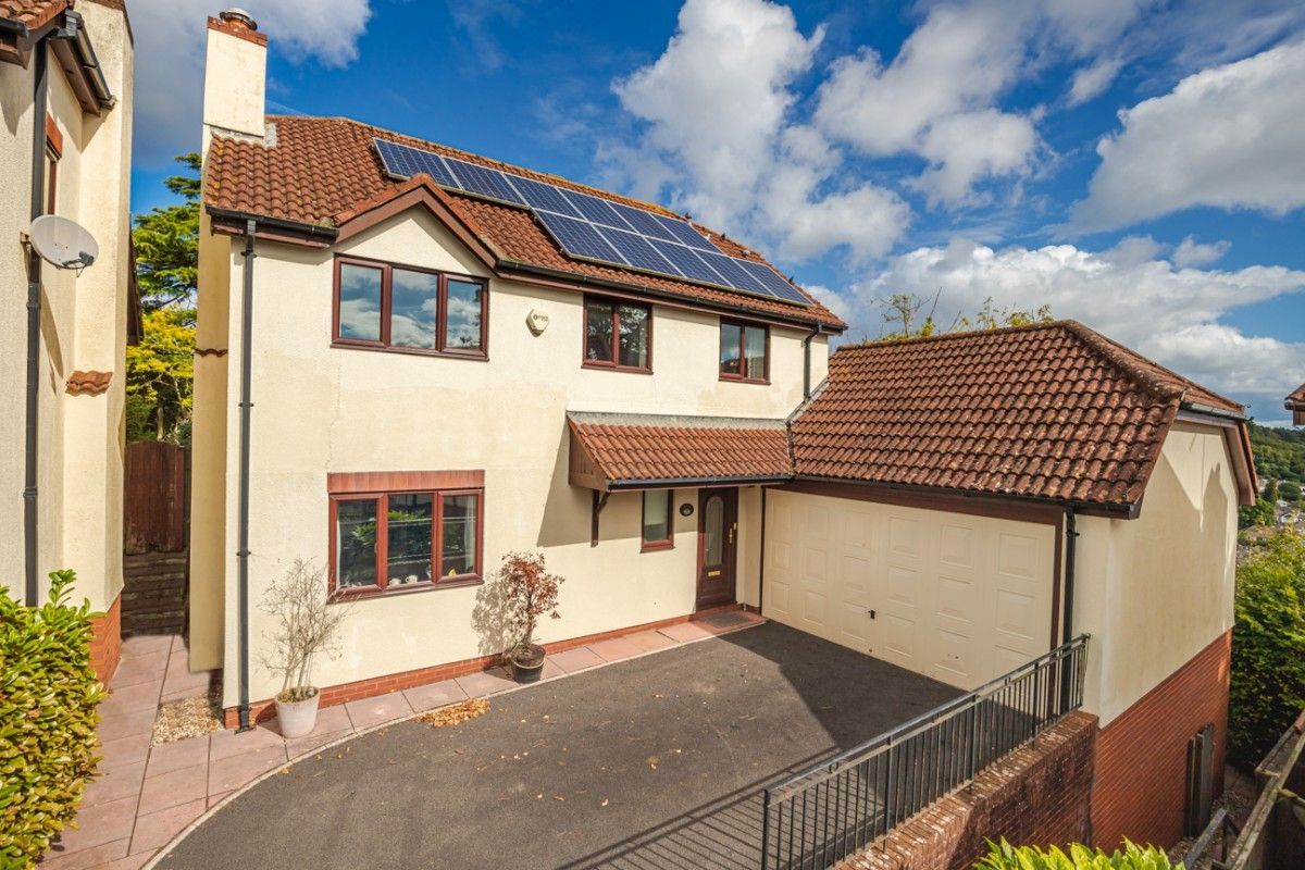 5 bed detached house for sale in Overdale Close, Torquay TQ2 Zoopla