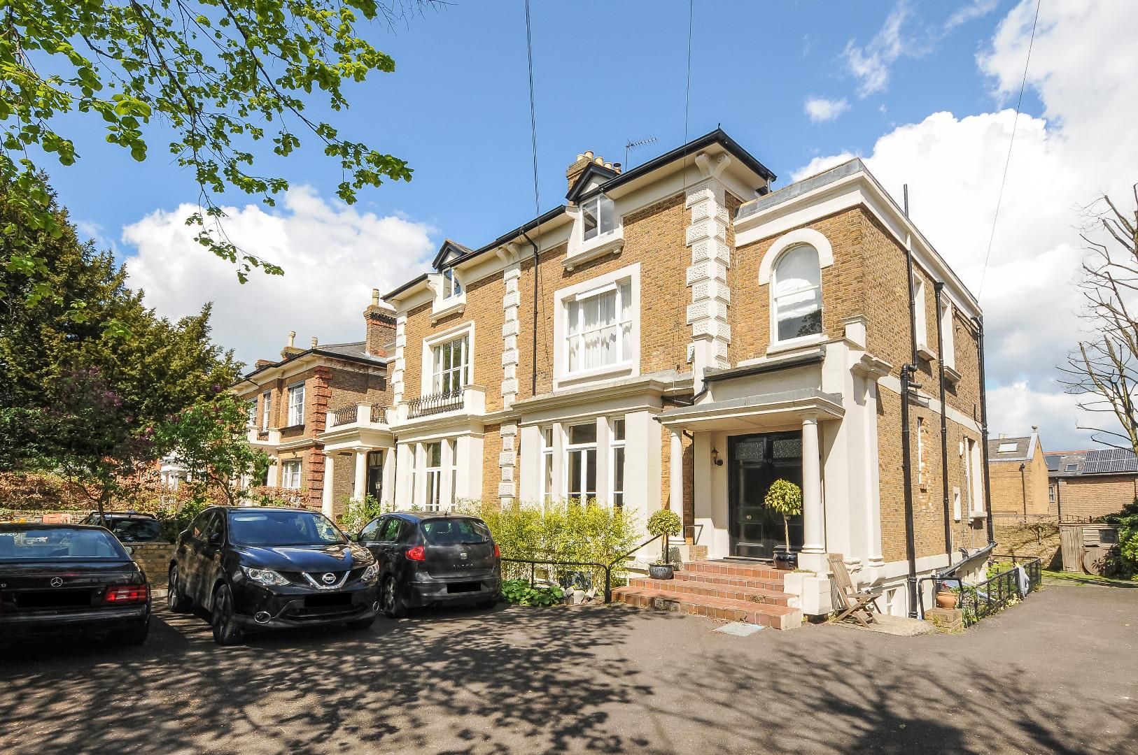 2 bed flat to rent in Osborne Road, Windsor SL4 Zoopla