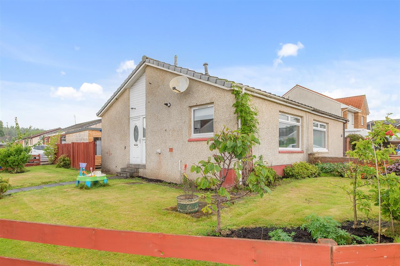 2 bed semidetached bungalow for sale in Endrick Drive, Denny FK6 Zoopla