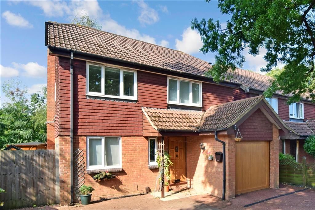 Burrell Close, Shirley, Croydon, Surrey CR0  