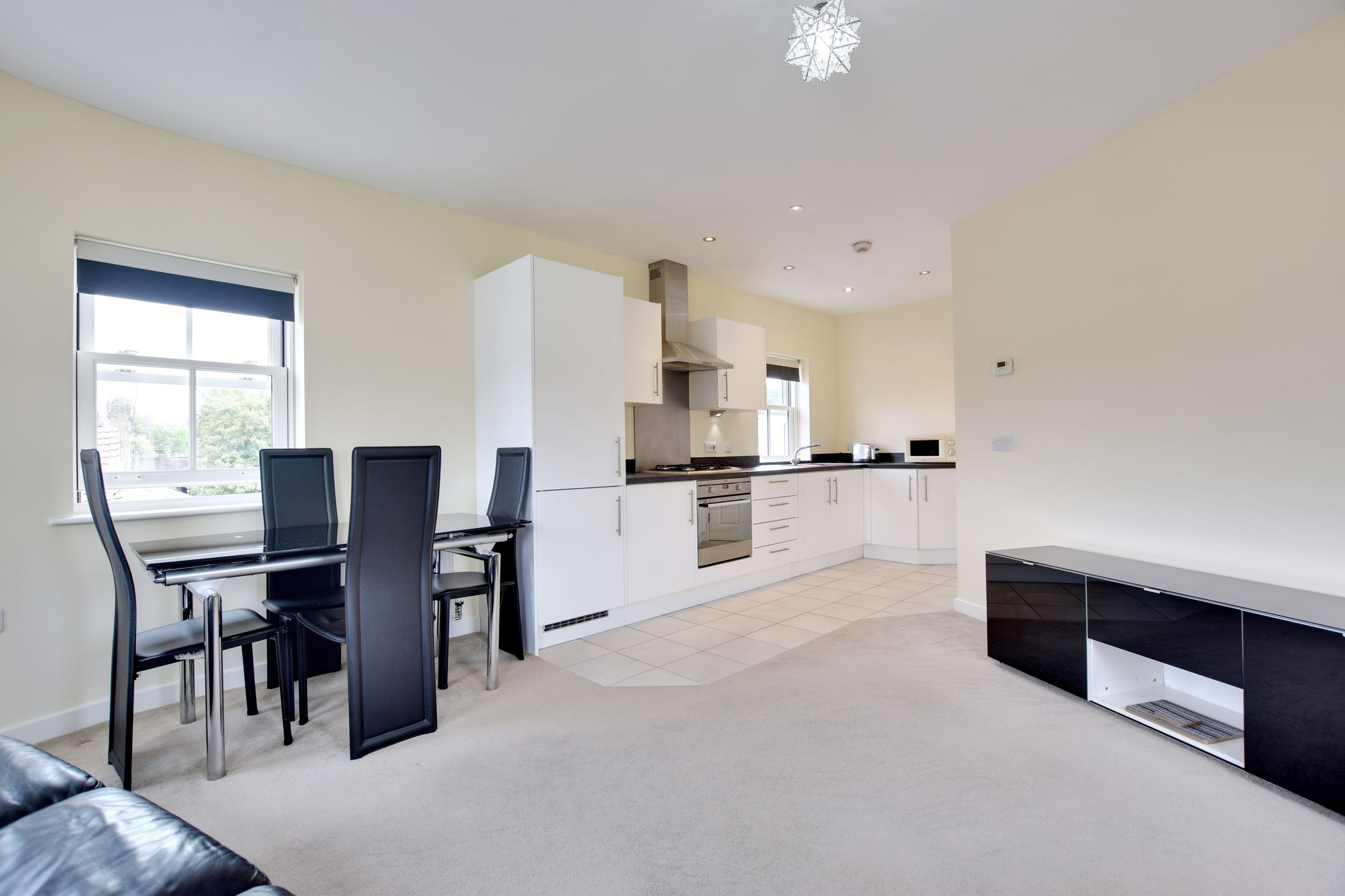 1 bed flat to rent in Sutton Road, Watford, Hertfordshire WD17 Zoopla