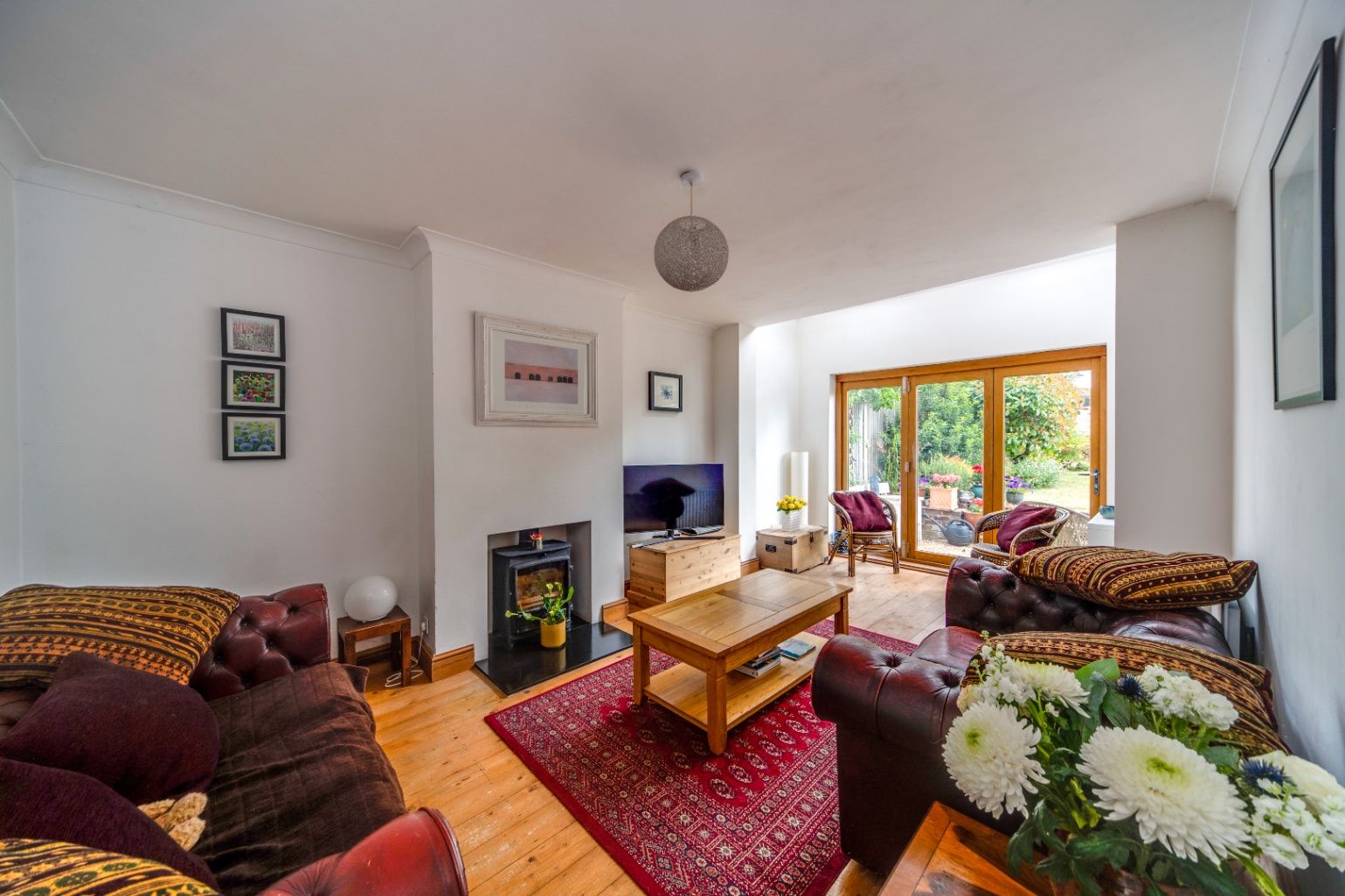 3 bed semidetached house for sale in Wickham Chase, West Wickham BR4