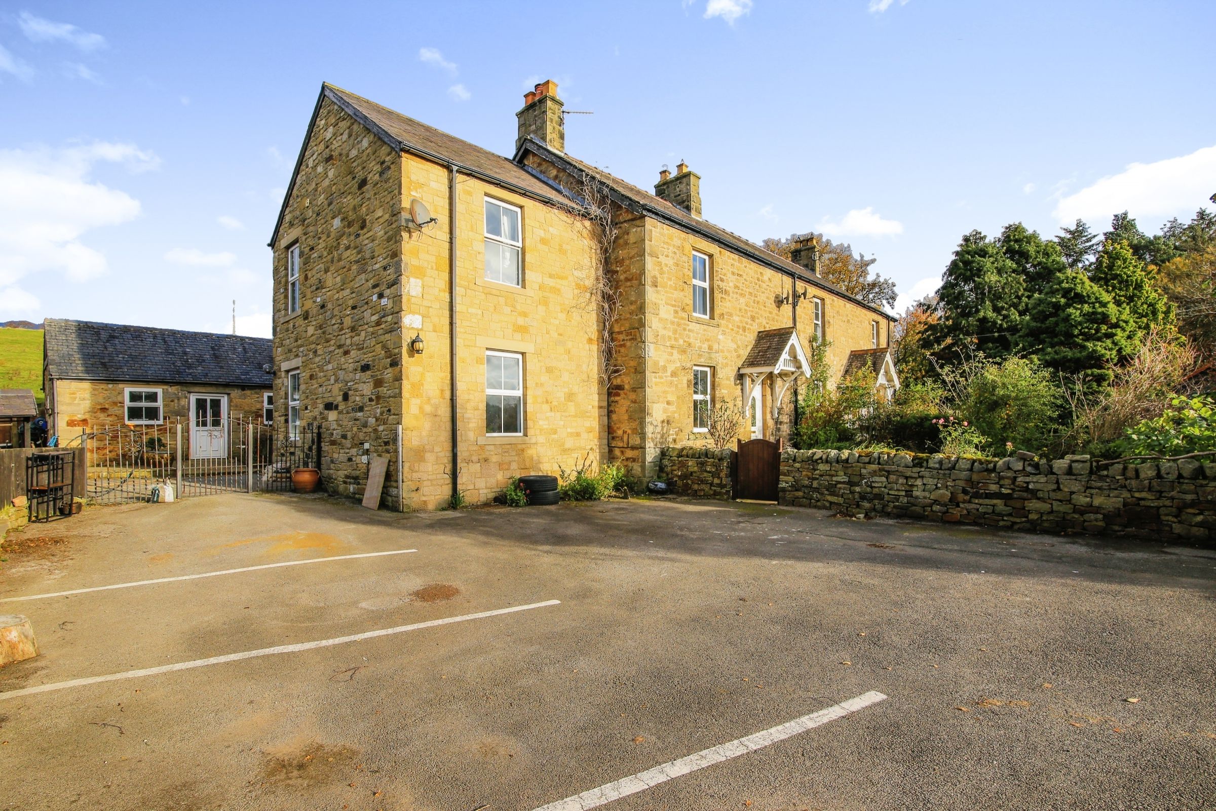3 bed semidetached house for sale in Bardon Mill, Hexham NE47 Zoopla