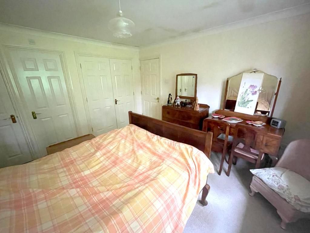 5 bed detached house for sale in Heneage Drive, West Cross, Swansea SA3