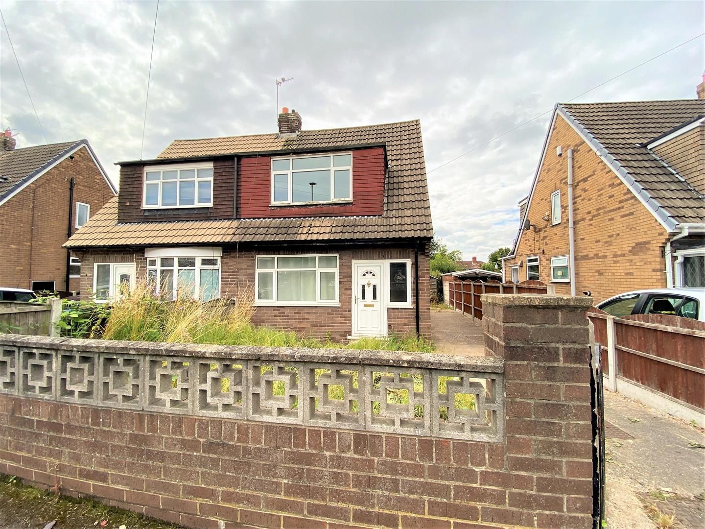 3 bed semidetached house for sale in Clayton Drive, Thurnscoe
