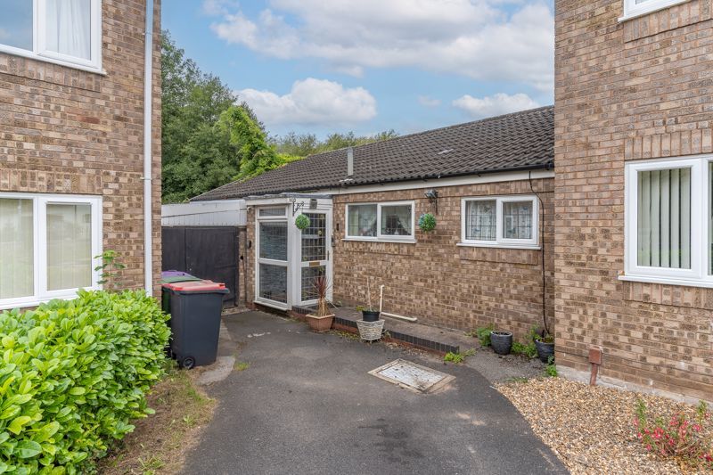 3 bed bungalow for sale in Millstream Way, Leegomery, Telford TF1 Zoopla