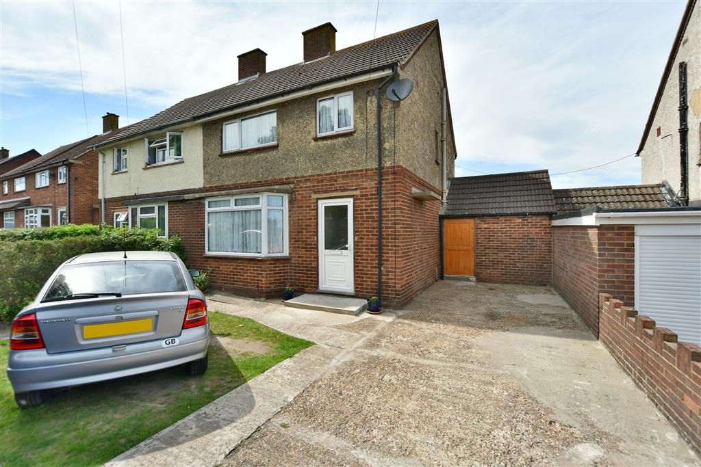 3 bed semidetached house for sale in Wayfield Road, Chatham, Kent ME5