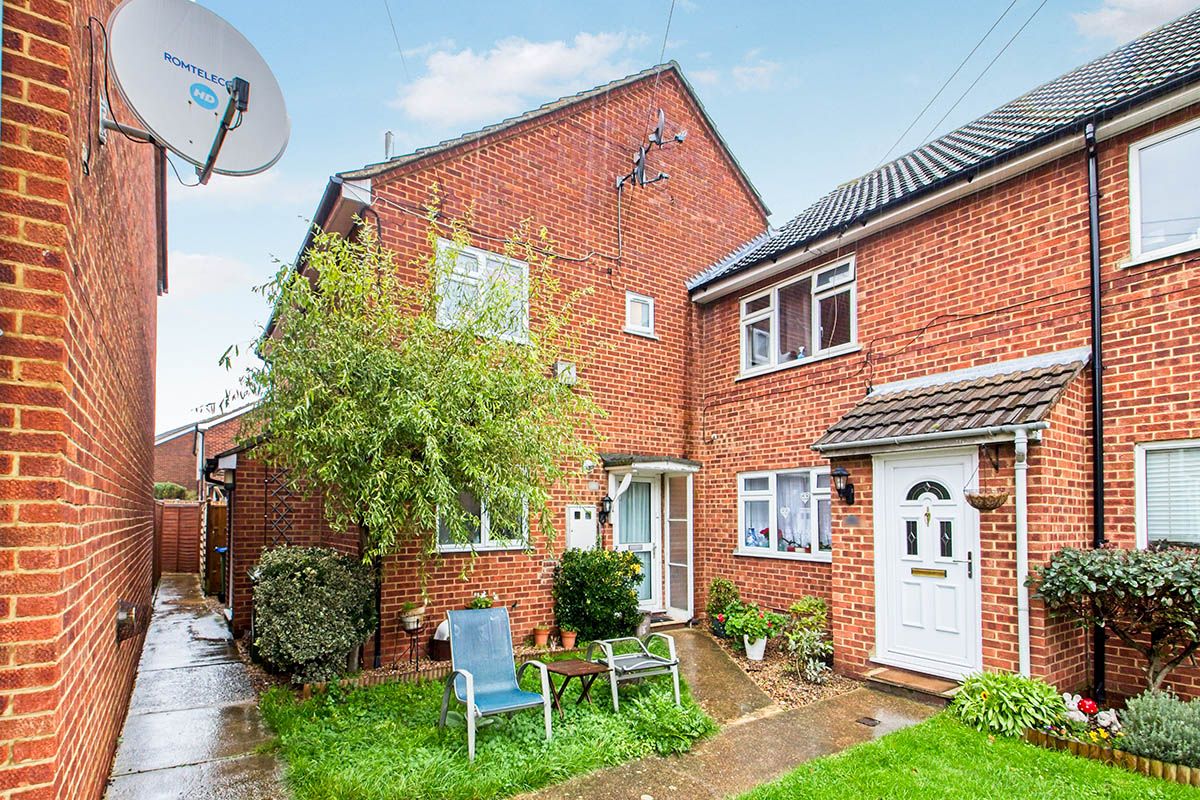 2 bed for sale in Tower Road, Bexleyheath DA7 Zoopla