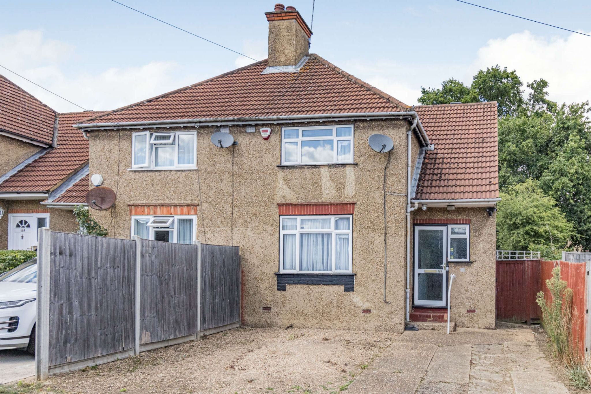 3 bed semidetached house for sale in Greenway, Pinner HA5 Zoopla
