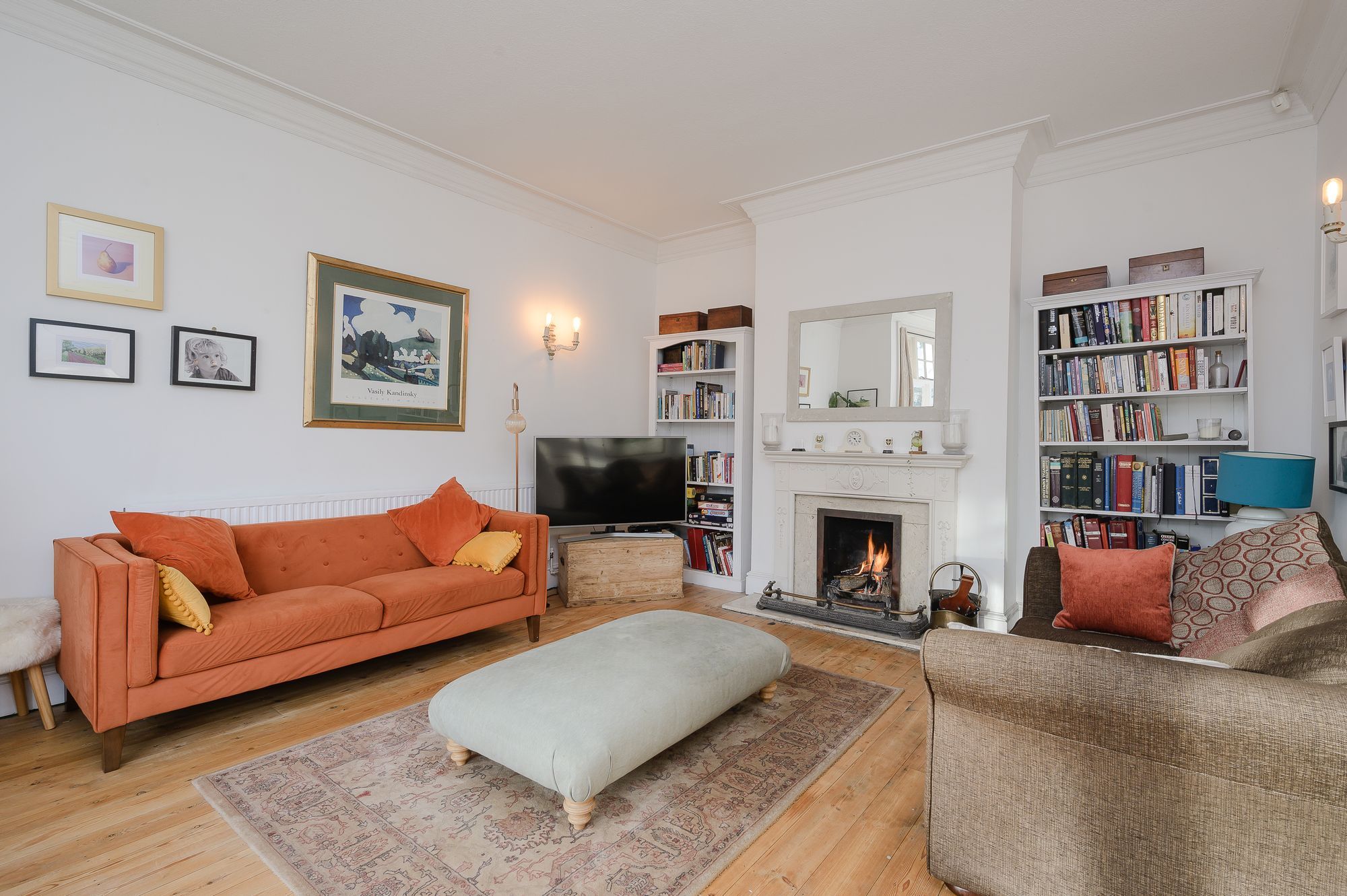 6 bed detached house for sale in Milbourne Lane, Esher KT10 Zoopla