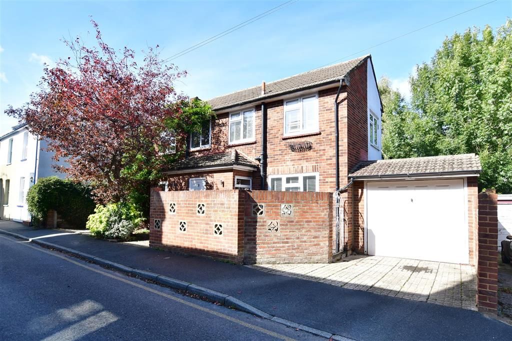 3 bed detached house for sale in Station Road, Meopham, Kent DA13 Zoopla