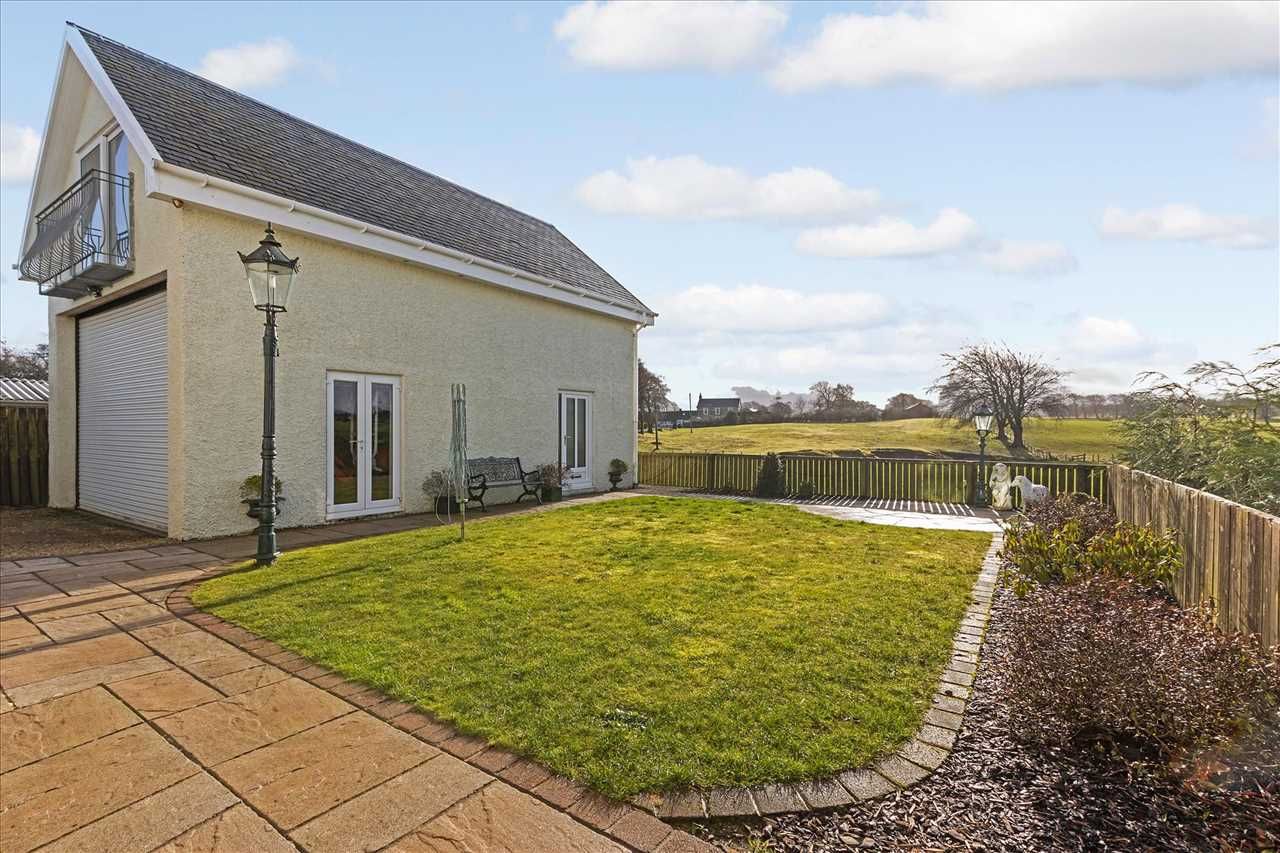5 bed detached house for sale in Leaburn Cottage, Auldhouse, East Kilbride G75 Zoopla