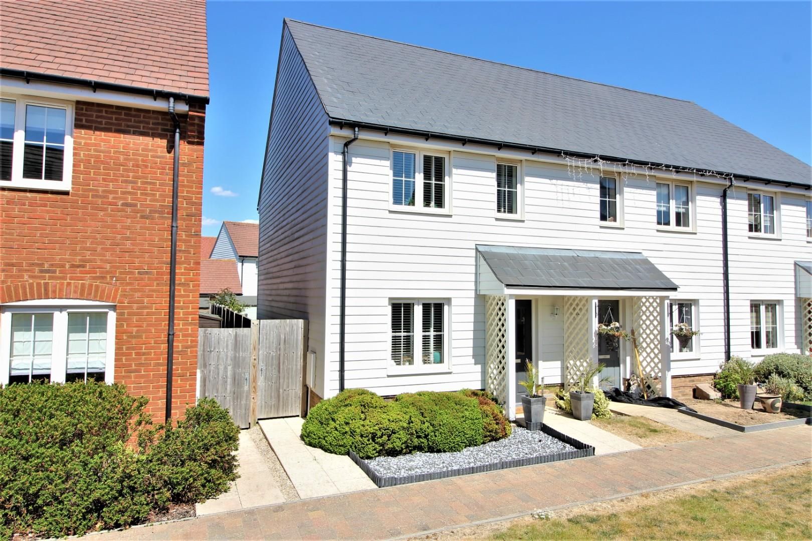 2 bed end terrace house for sale in Wagtail Walk, Finberry, Ashford TN25 Zoopla