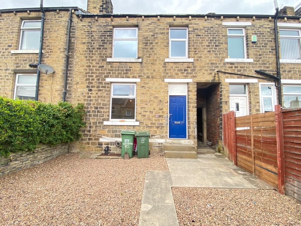 2 bed terraced house for sale in Blackhouse Road, Fartown, Huddersfield