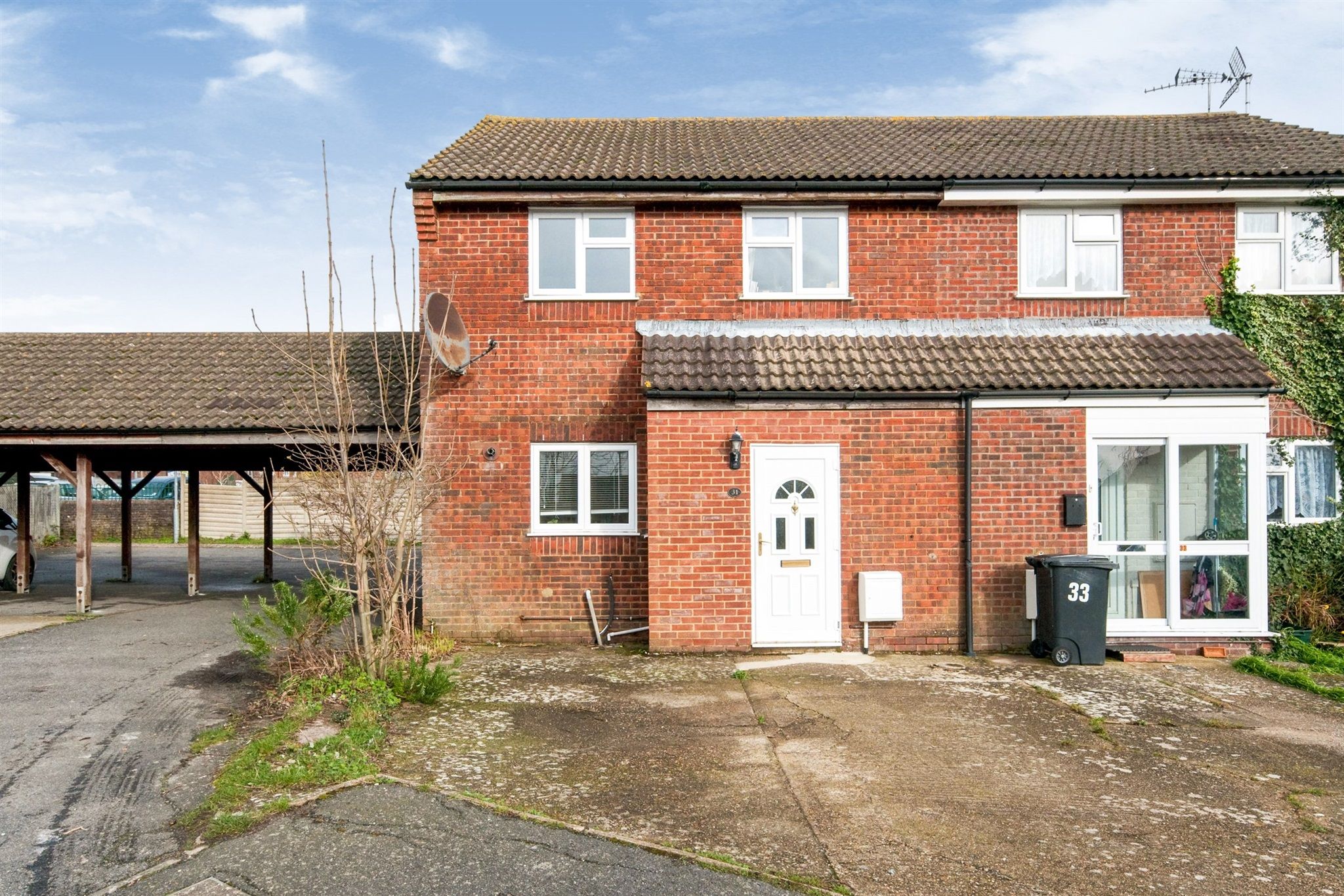 3 bed semidetached house for sale in Shalfleet Close, Eastbourne BN23