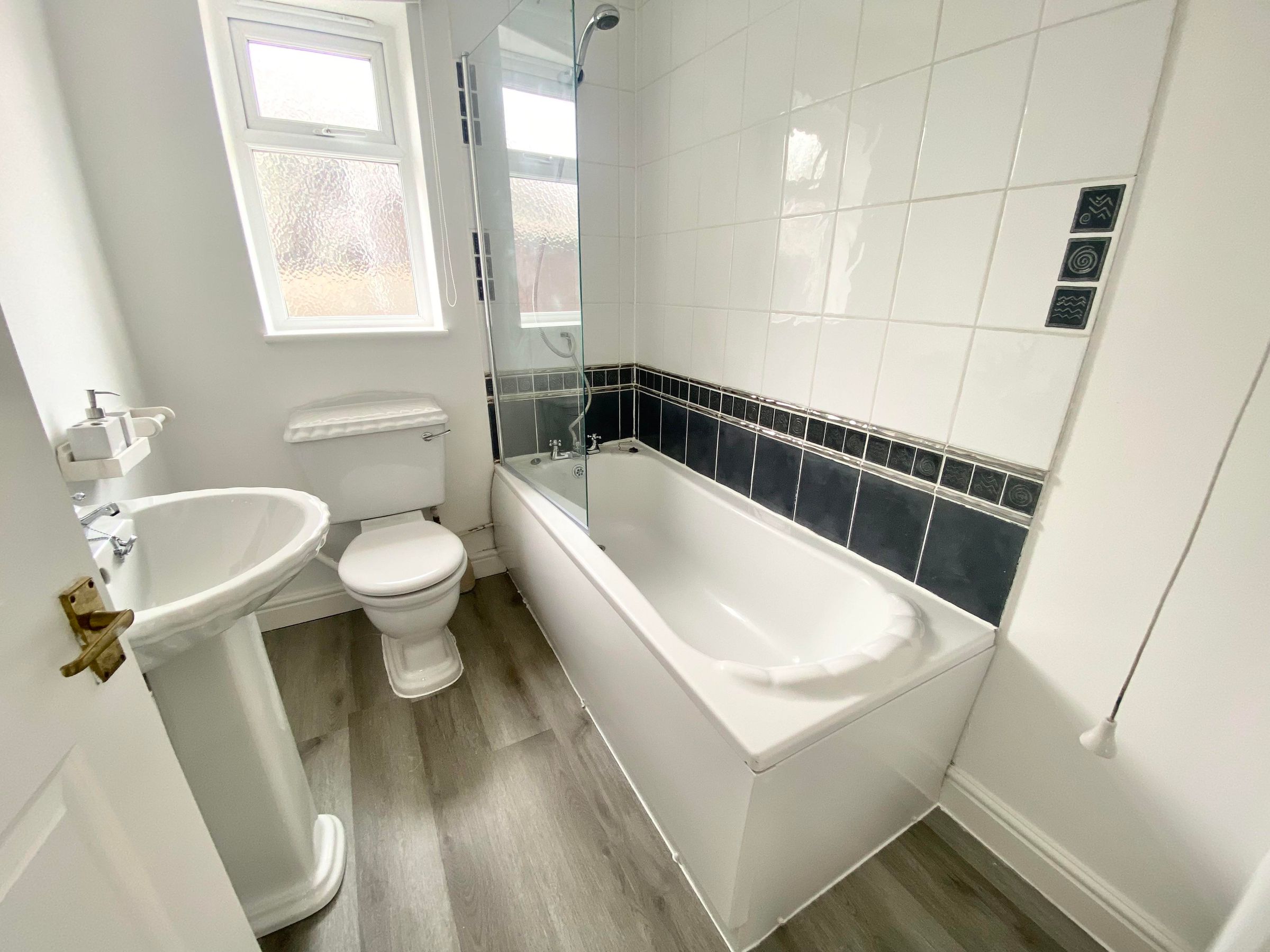 2 bed property to rent in Bradstocks Way, Sutton Courtenay, Abingdon