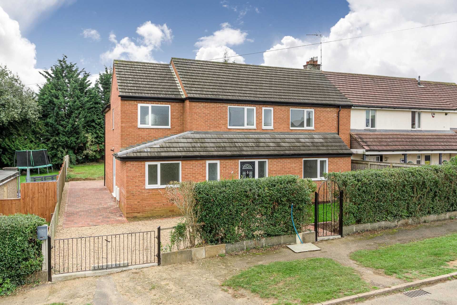 5 bed linkdetached house for sale in Hesketh Cr, Towcester NN12 Zoopla