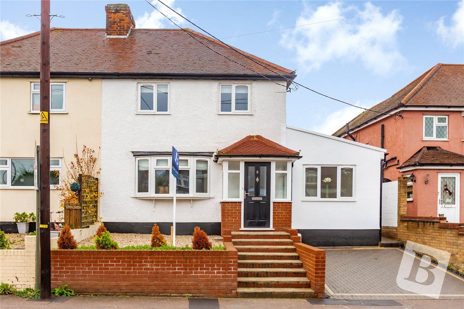 3 bed semidetached house for sale in Moreton Road, Ongar, Essex CM5