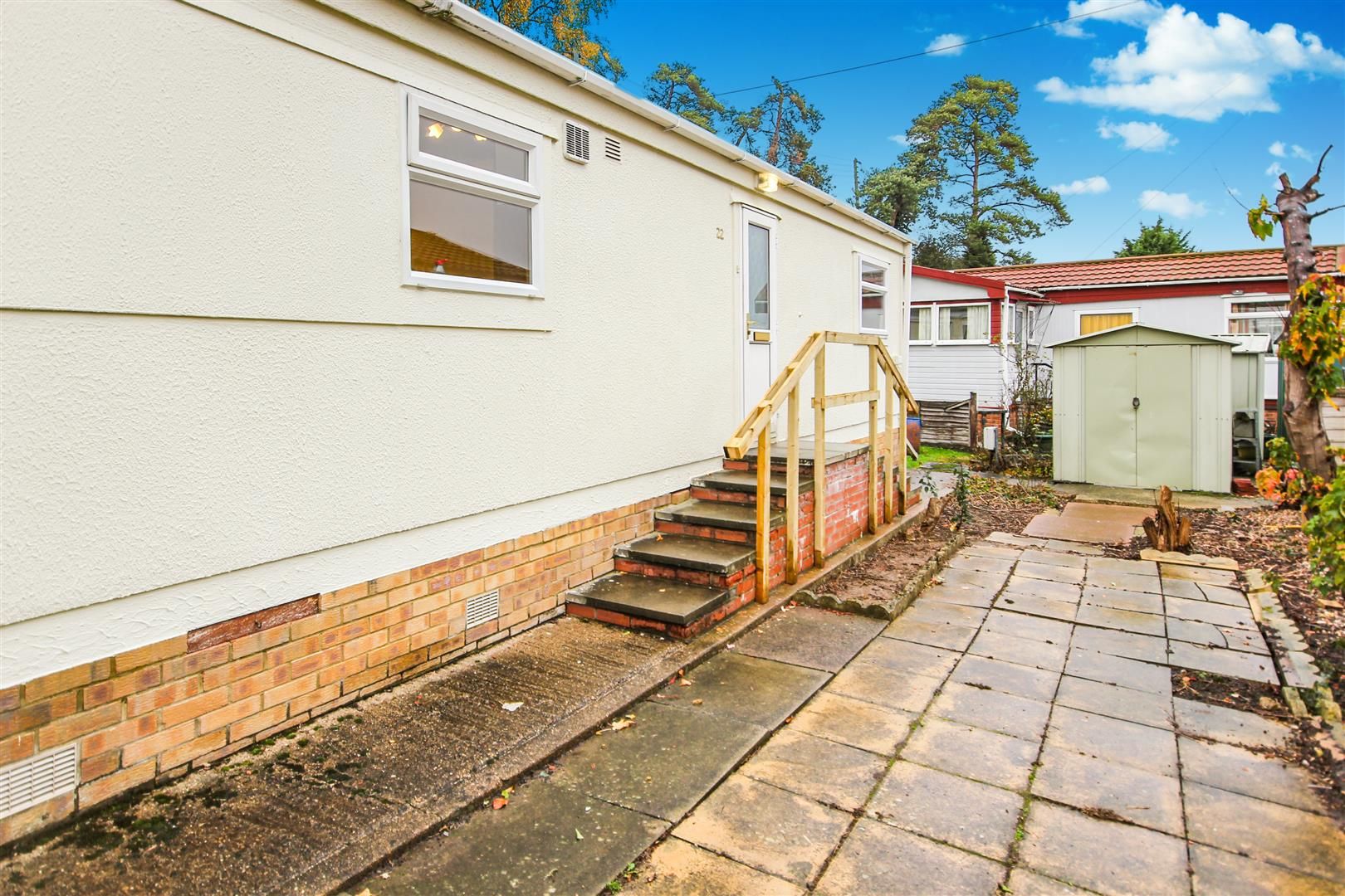 2 bed detached bungalow for sale in Wilby Park, Wilby, Wellingborough